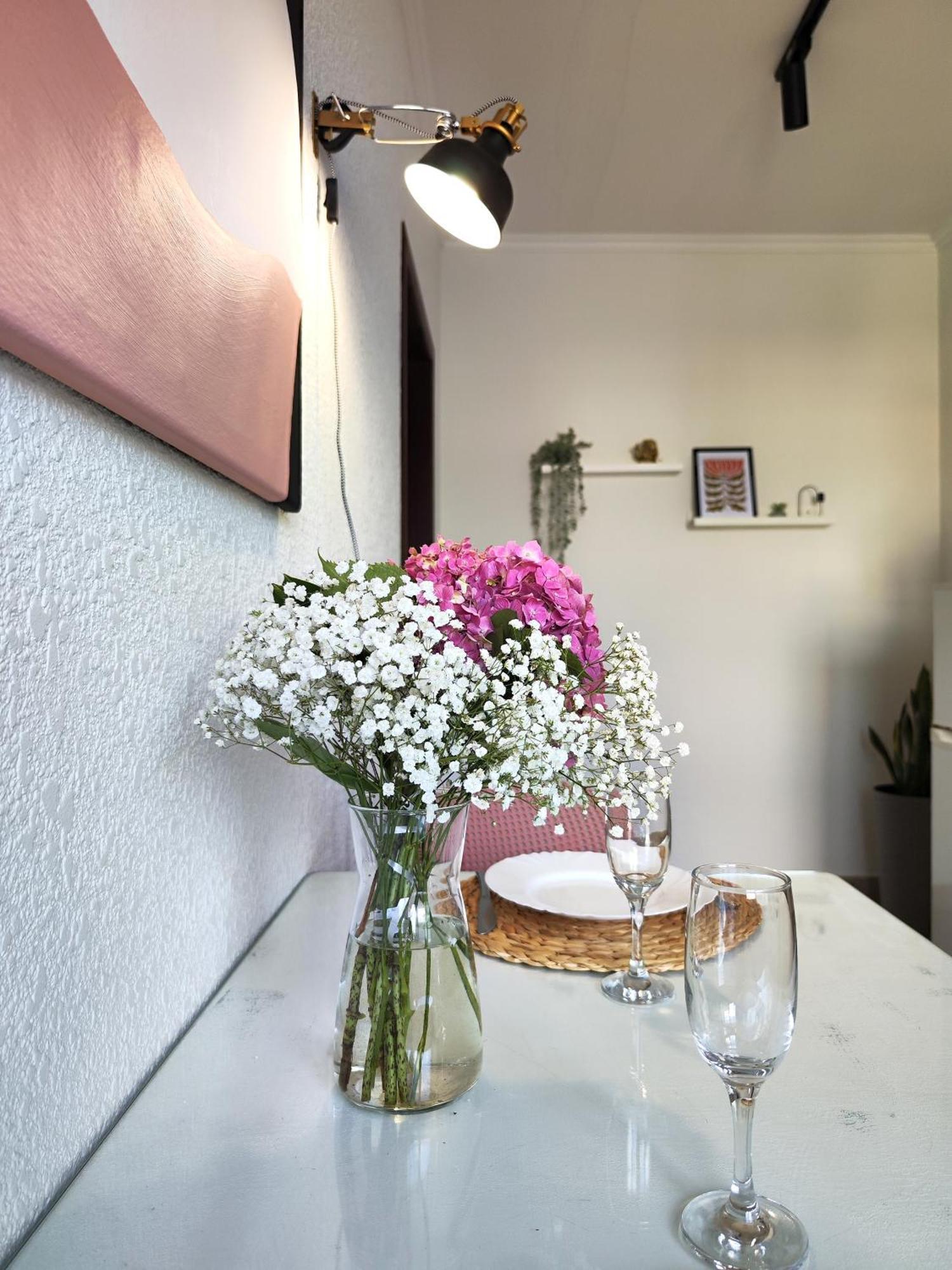 Best One Room Apartments Muncaci Exterior foto